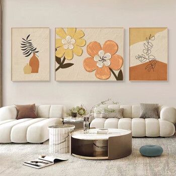 进门看见沙发好还是电视墙好？