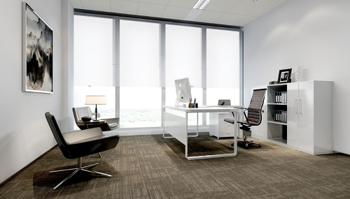 巧用办公桌风水布局水生、带刺植物与云母石助力职业发展