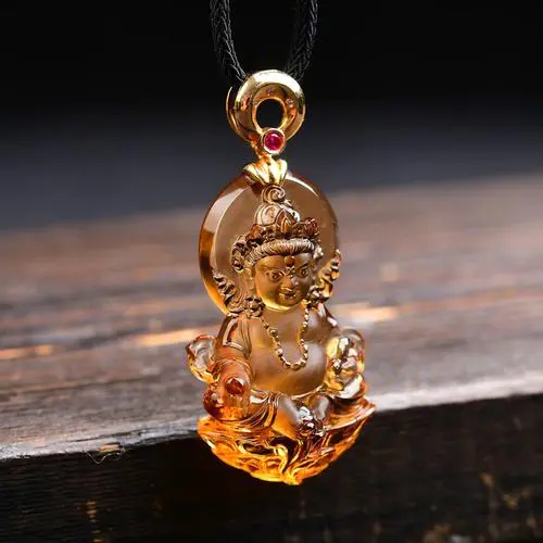 女性办公室风水福音：黄水晶让财运大开！