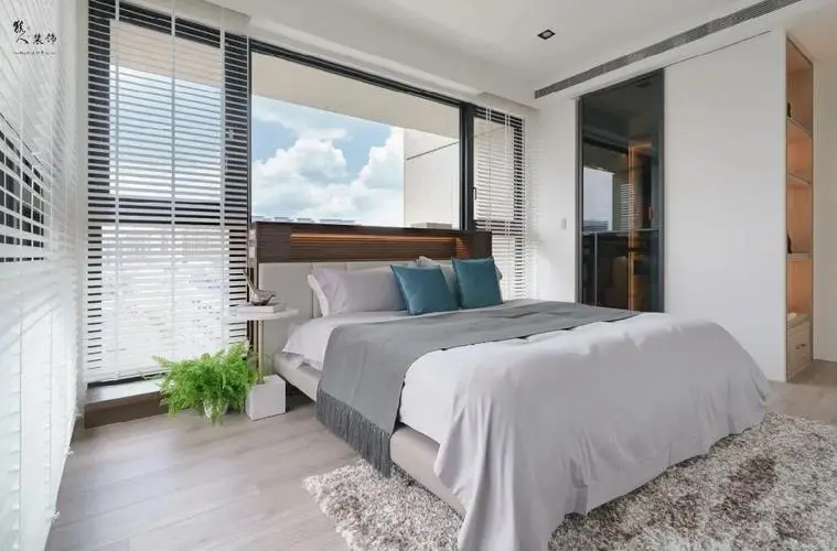 如何布置婚床的风水：避免婚床朝向镜子的问题